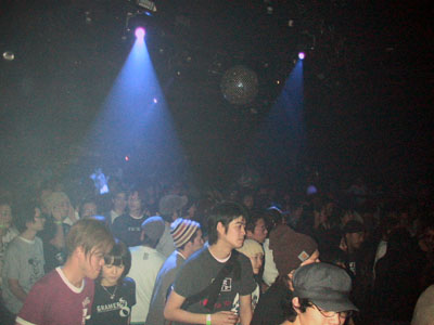 LiquidroomTokyo_31Dez2004_Pic01