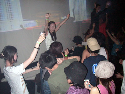 LiquidroomTokyo_31Dez2004_Pic18