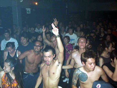 WOMB_05_July_2001_Pic25