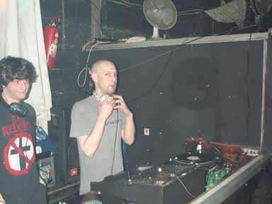 Connexion_26_Feb_2001_Pic_25
