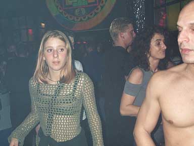 LoveFamilyClub_04_Nov_2000_Pic_27