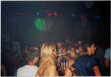 Cocoon@Amnesia_Aug2001_Pic21