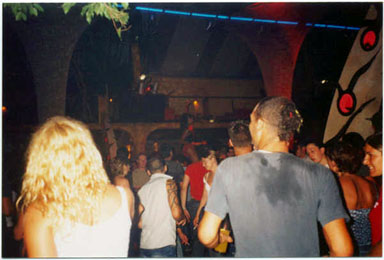 Cocoon@Amnesia2002_Pic02