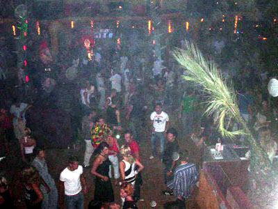 Amnesia_04Aug2003_Pic10