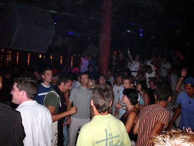 Amnesia_11Aug2003_Pic11