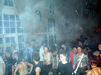 Palazzo_25_Feb_2001_Pic_24