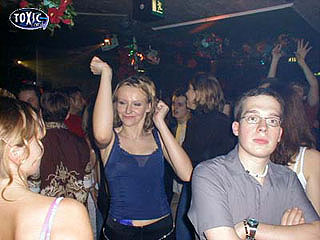 toxic_family_21_Jan_2001_Pic_32