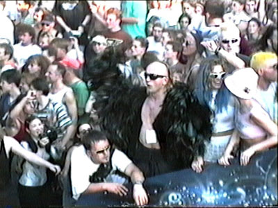 Loveparade_08Juli1995_Pic03